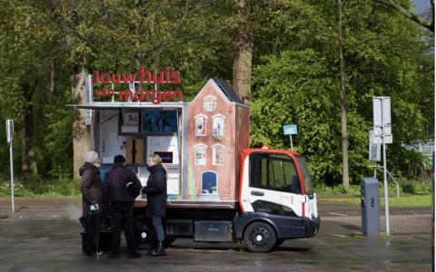 ‘Jouw Huis van Morgen’ bij de sportvelden in de Watergraafsmeer, foto: gemeente Amsterdam