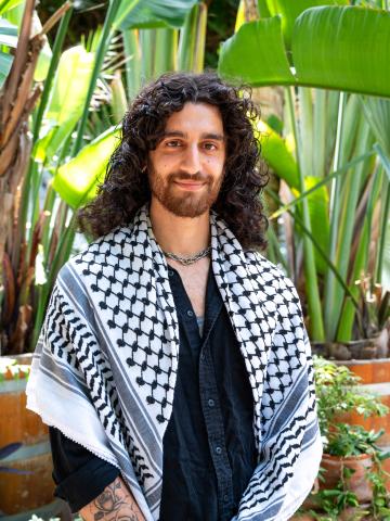 Sahand Mozdbar,