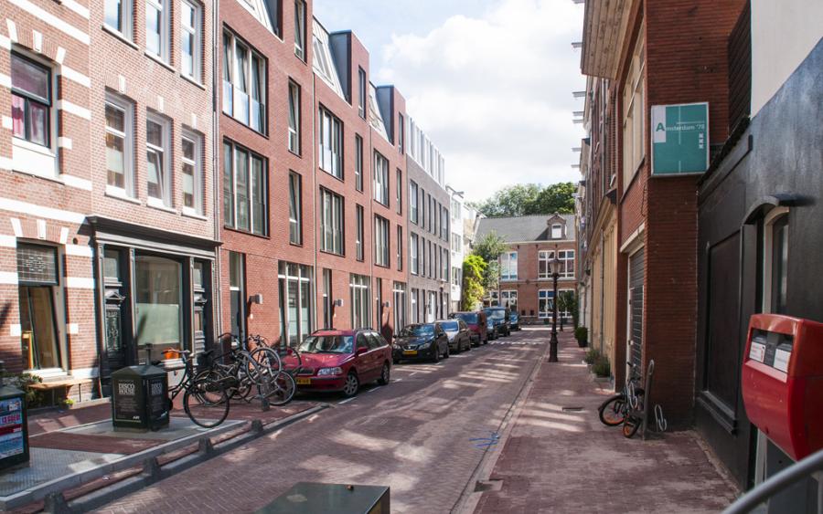 De Schoolstraat in Amsterdam-West. Foto: Nico Boink