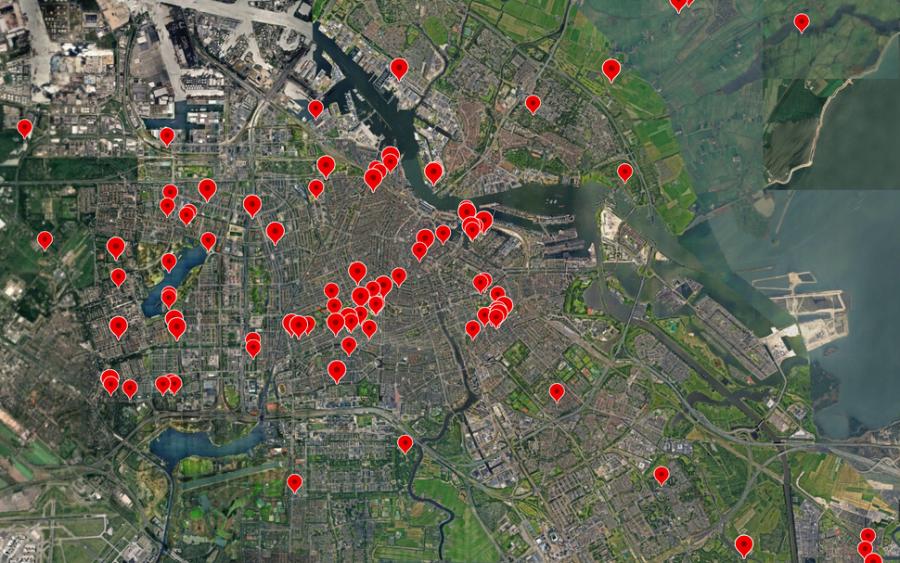 De kaart van gemeente Amsterdam met monumenten en beschermde stadsgezichten, aangewezen tussen 2021-205