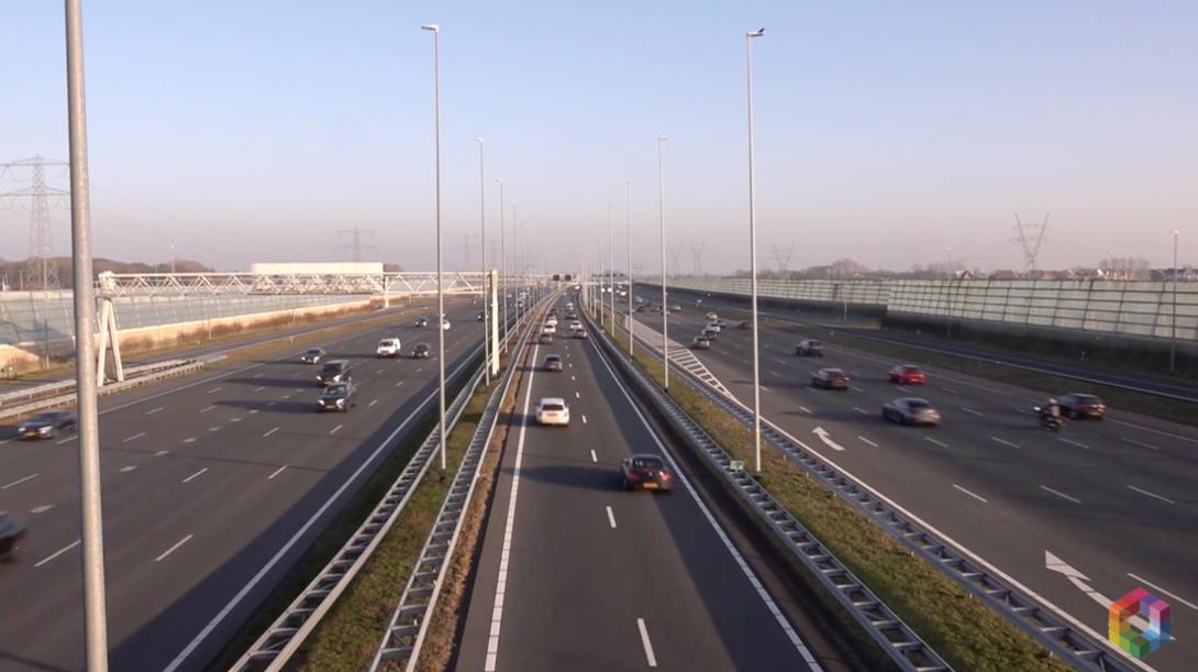 Ringweg A10 - blik snelweg vanaf viaduct