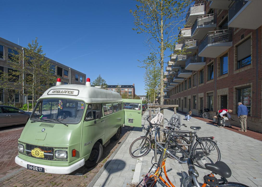 Amsterdam Nieuw-West, straatbeeld in Jacob Geelstraat. Foto Hans van der Vliet