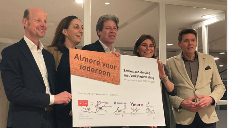 Koen Westhoff (links), Paul Tang (midden) en Arjan Deutekom (rechts).