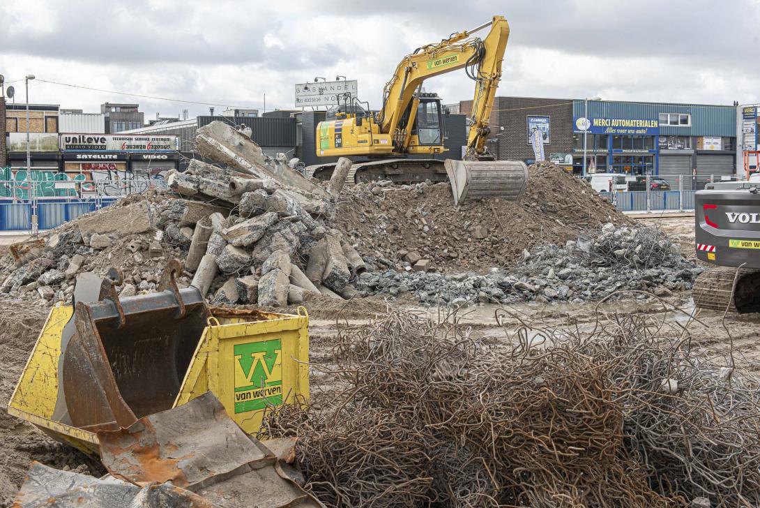 Sloop aan de Slijpersweg eind 2025. Een klein aantal  ondernemers weigerden hun pand te verkopen aan de gemeente omdat ze de prijs te laag vonden.  